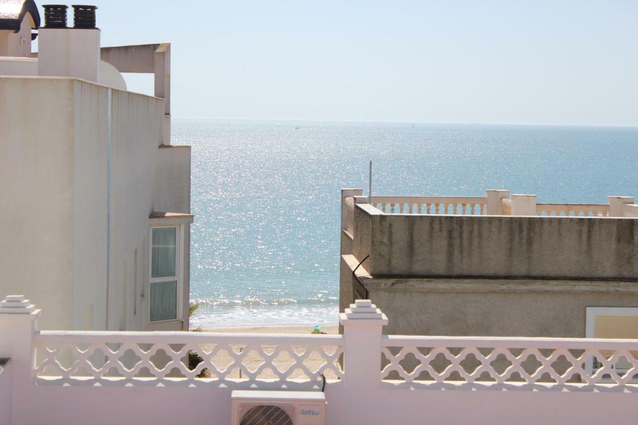 Apartamento Puerta Al Mar Apartment Rota Exterior foto